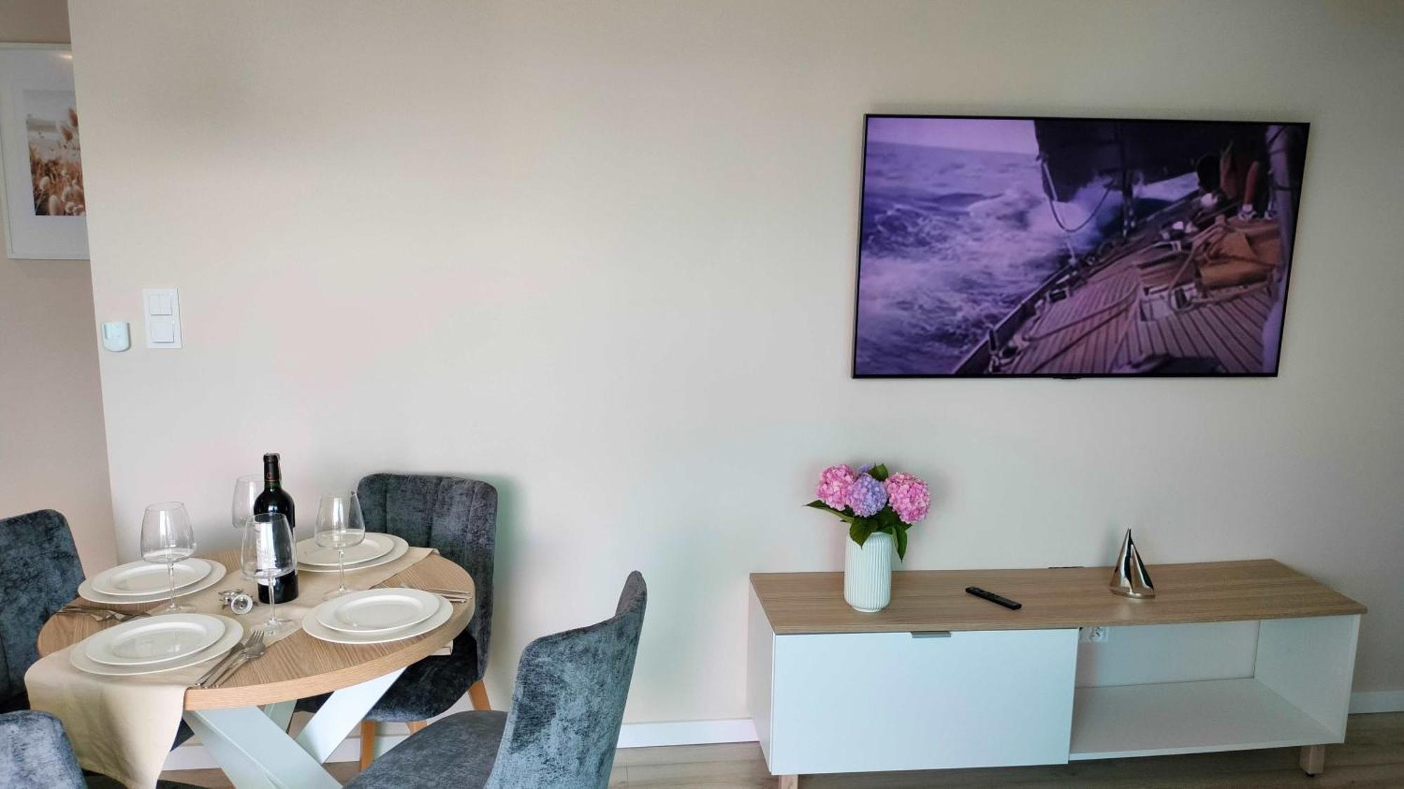 Cicha Przystan Whiteblue Sauna&fitness&parking Apartment